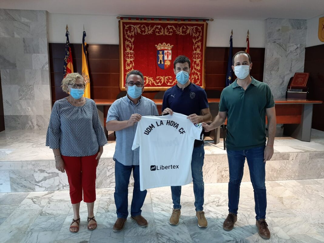 Acto de presentación Convenio Escoles VCF