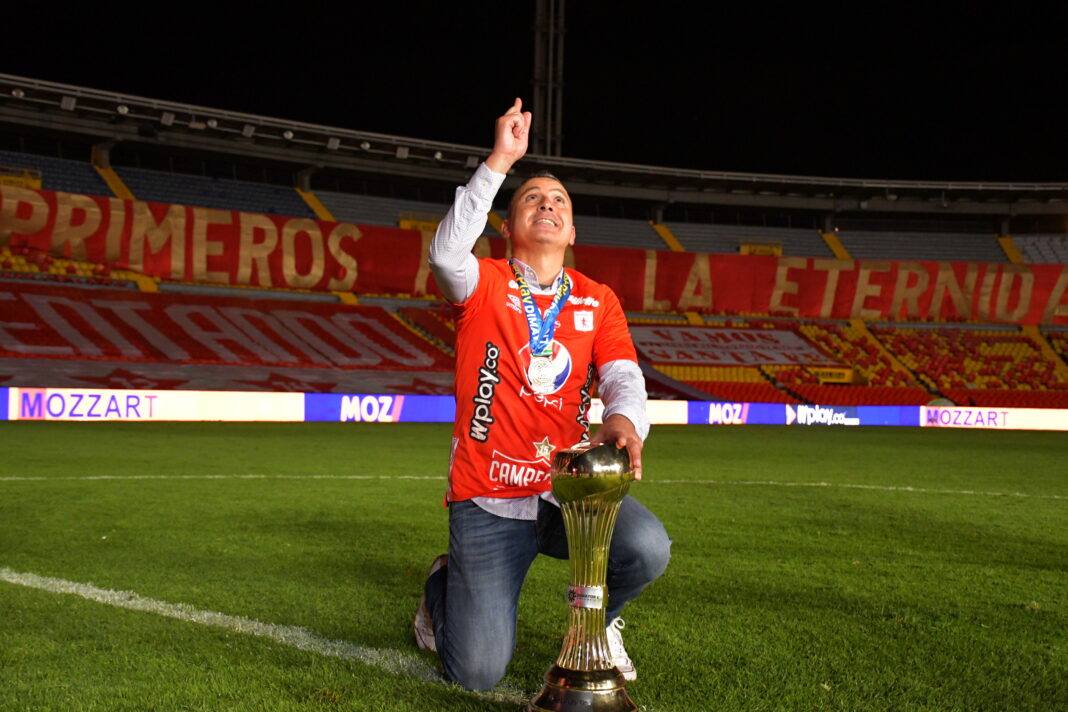 Sergi Escobar triunfa con el América de Cali