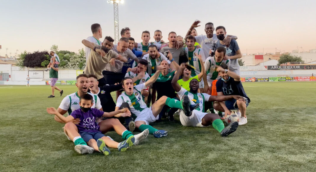 FOTO-ASCENSO-PRIMERA Racing de Xàtiva