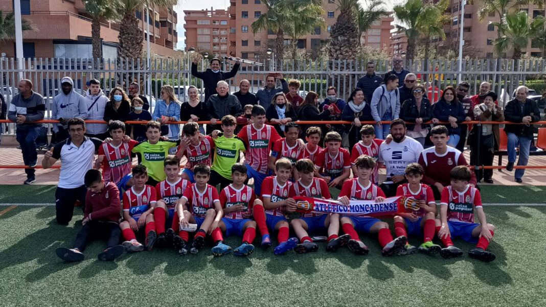 AT_Moncadense_Inf_Campeon (2) At. Moncadense Campeón