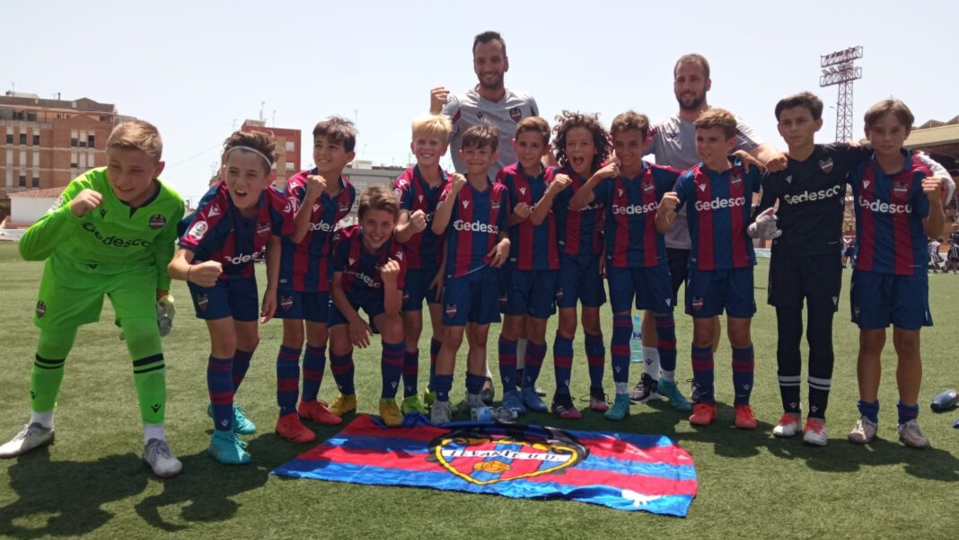 BenjaminD_Levante_Nacho_Barbera