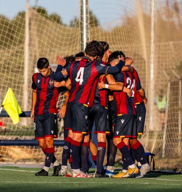 Levante UD sigue líder y obtiene la clasificación para la Copa del Rey Juvenil