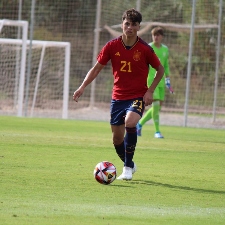 Dos jugadores de la Academia VCF convocados con España sub15 para torneo internacional