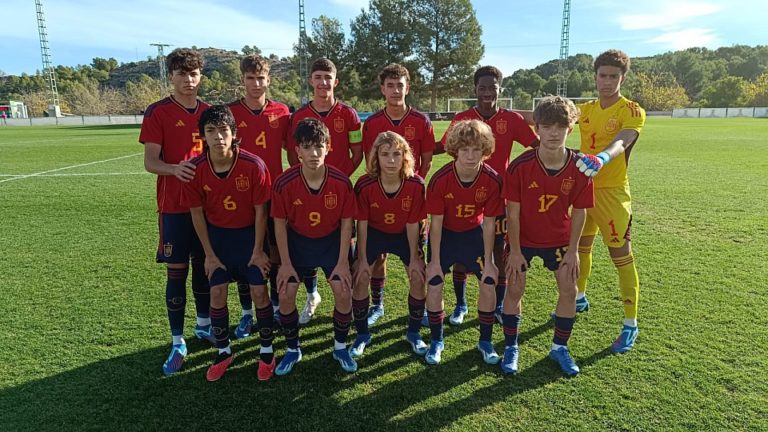 España sub15, campeona en el Torneo Internacional, marcó Iker Herrerra