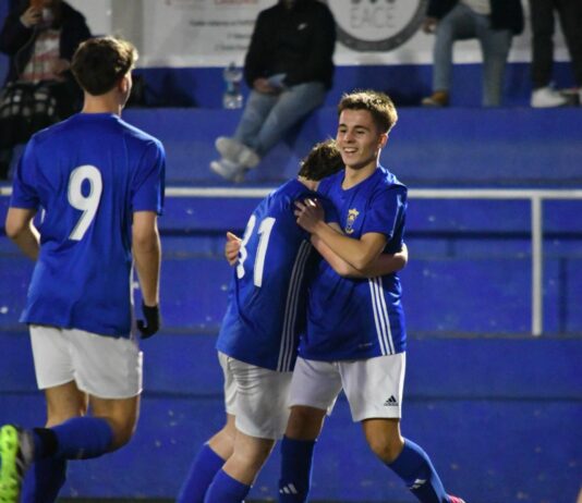 Ascensos y descensos en el fútbol juvenil para reestructurar la categoría