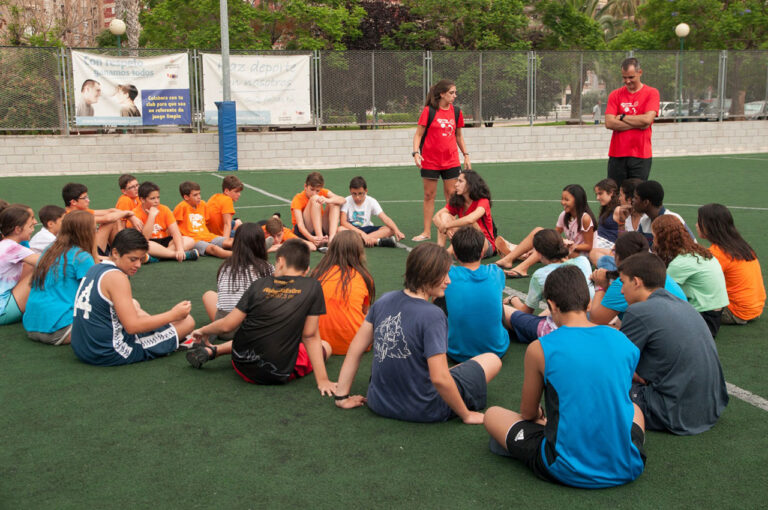 La Fundación Deportiva Municipal del Ajuntament de València oferta 400 plazas en sus Campus Deportivos de Pascua