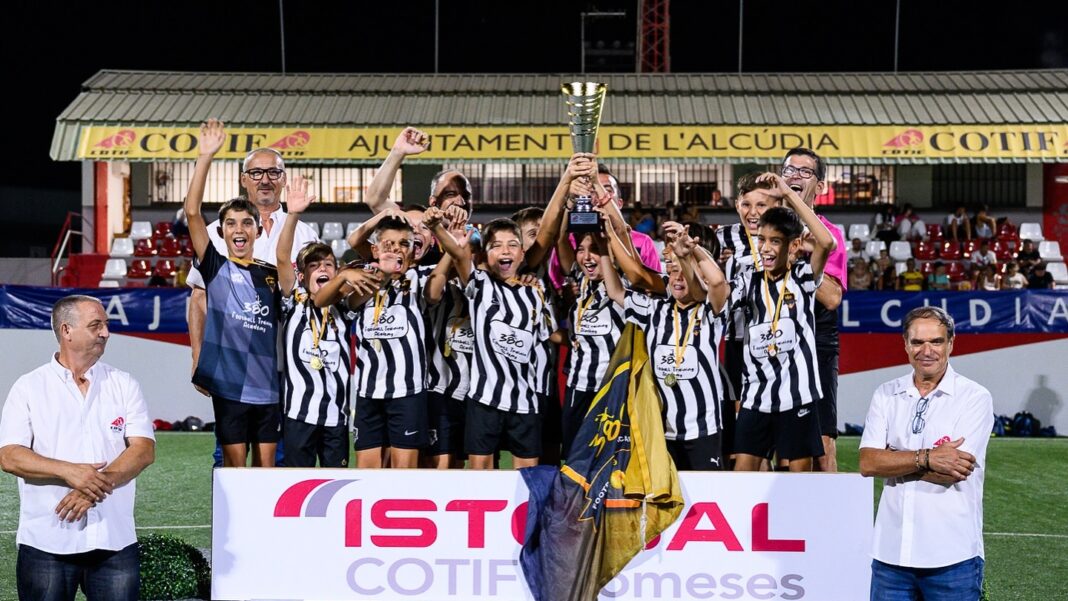 RiberaAcademydemy Campió Benjamí La Ribera Academy Campeón Benjamín