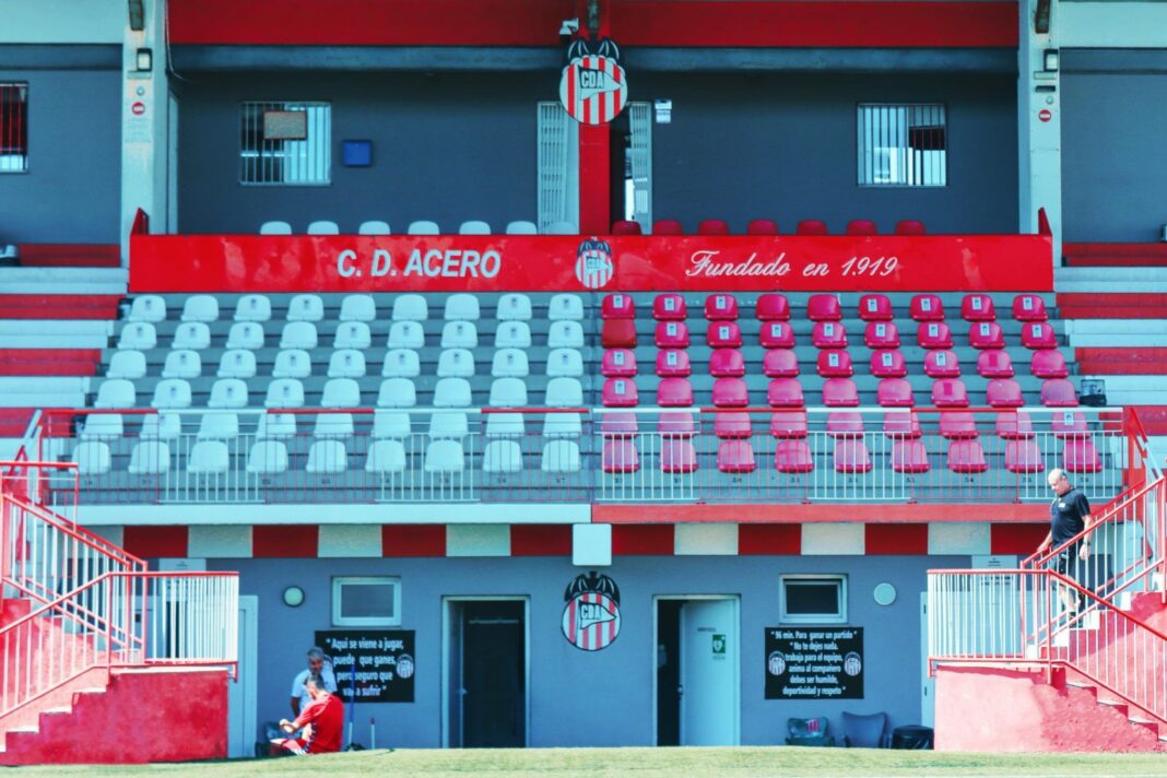 Una gestora intentará reflotar al CD Acero