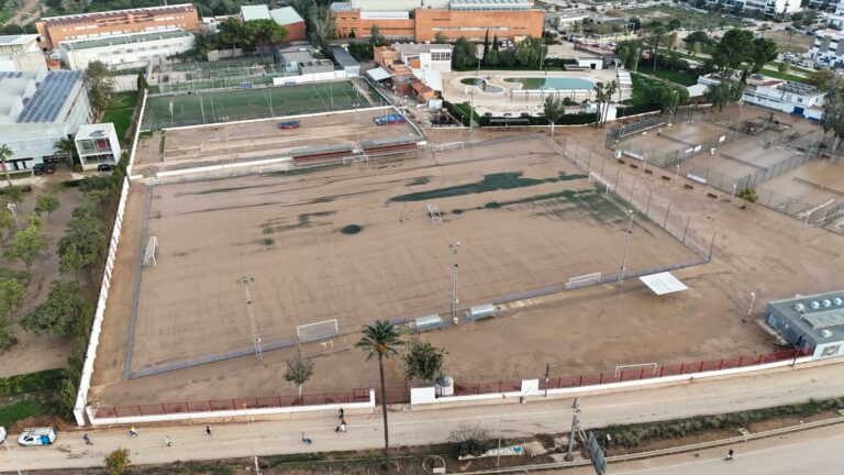 Los dos campos de fútbol de Catarroja serán rehabilitados gracias a Villarreal CF y Valencia CF