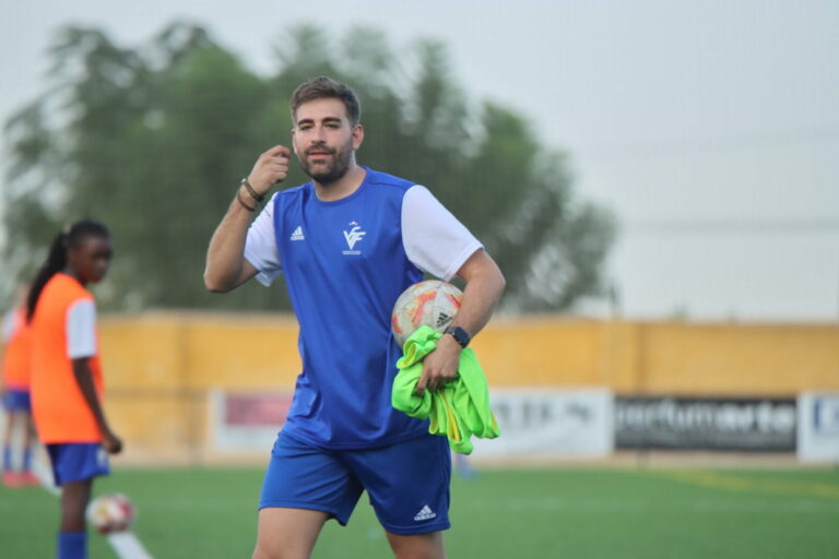 Las 18 jugadoras elegidas para la Selecció Valenta sub16 en el Fase de Clasificación del Campeonato de España