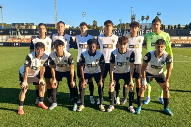 Valencia CF se lleva el derby en División de Honor, y por fin llegó la primera