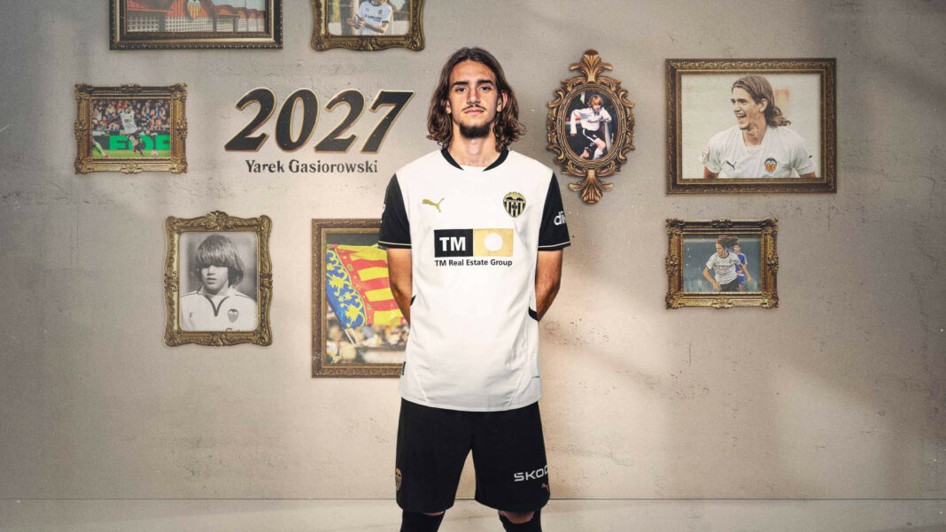 Yarek renueva con el Valencia CF