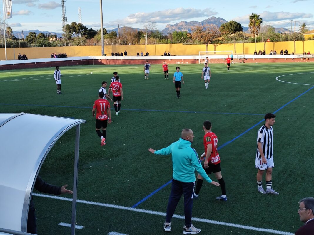 Quejas hacia la Diputación de Alicante por la retirada de las subvenciones a clubes de fútbol
