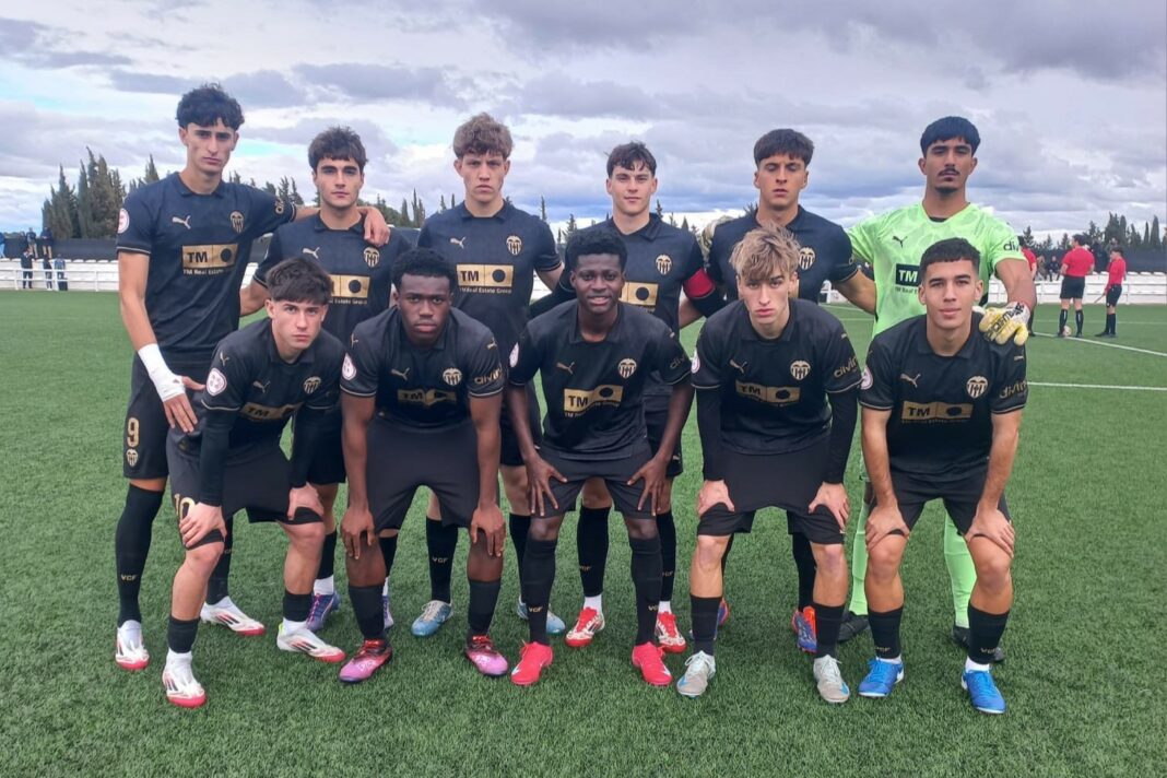 Valencia CF lanzado hacia el título de División de Honor