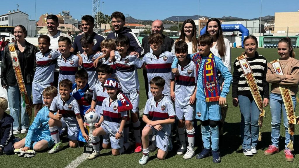 Levante UD Campe&oacute;n XVII Torneo Xilxes