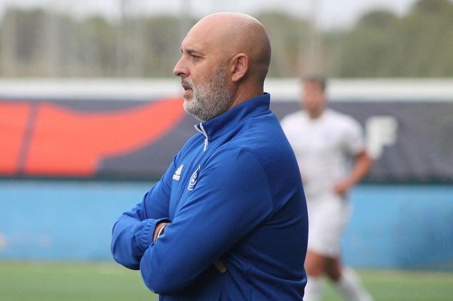 Cambios en la estructura deportiva de CF Cracks
