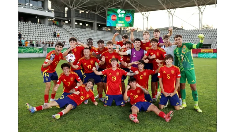 En una locura de partido (6-5) España sub19 se clasifica para la final del Europeo