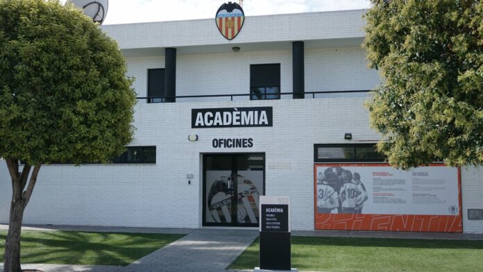 Entrenadores del Valencia CF para sus equipos de fútbol-11 de la temporada 2025/26