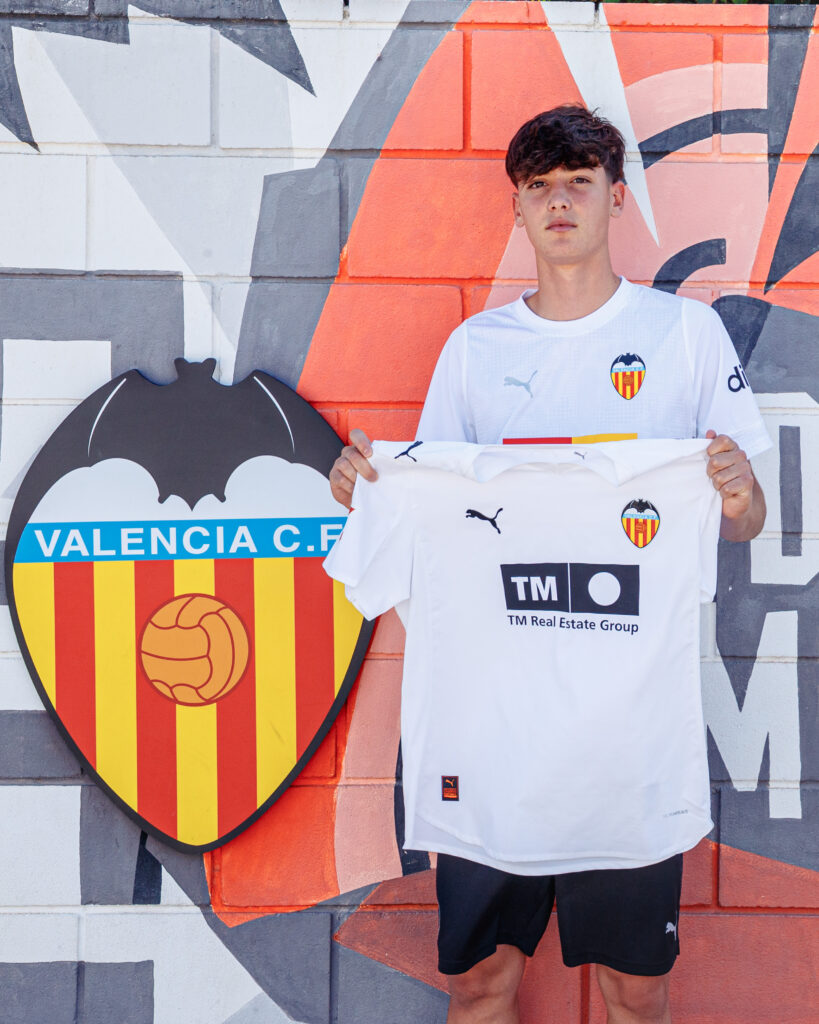 Hugo Cortina ficha por el Valencia CF proveniente del Torrent CF