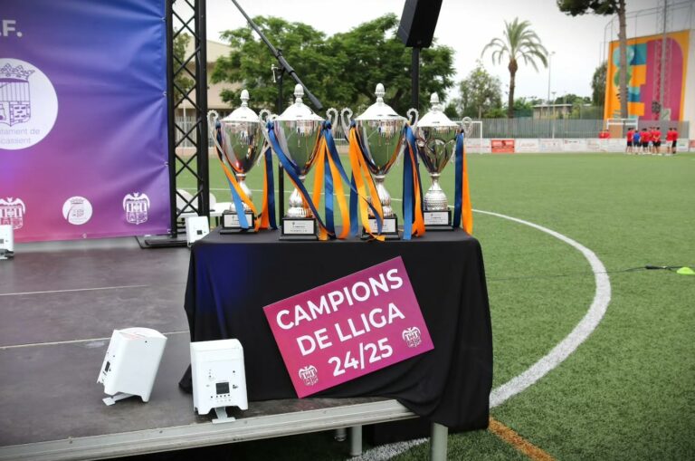 Éxitos para el Picassent CF en su primera temporada al frente de la escuela