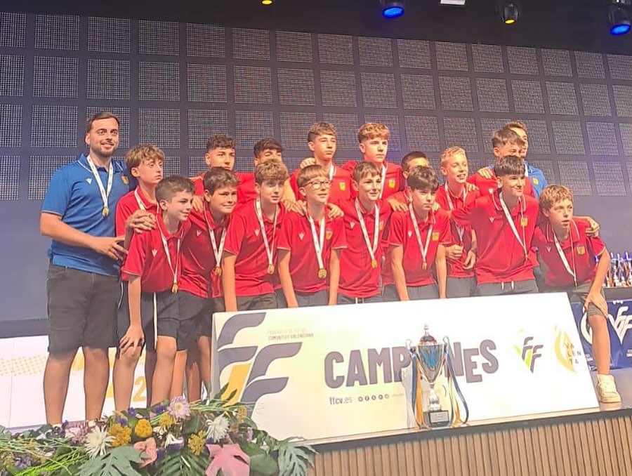 Éxitos para el Picassent CF en su primera temporada al frente de la escuela