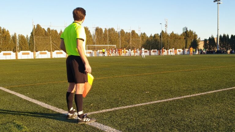 La Lliga Comunitat Juvenil tendrá asistentes arbitrales