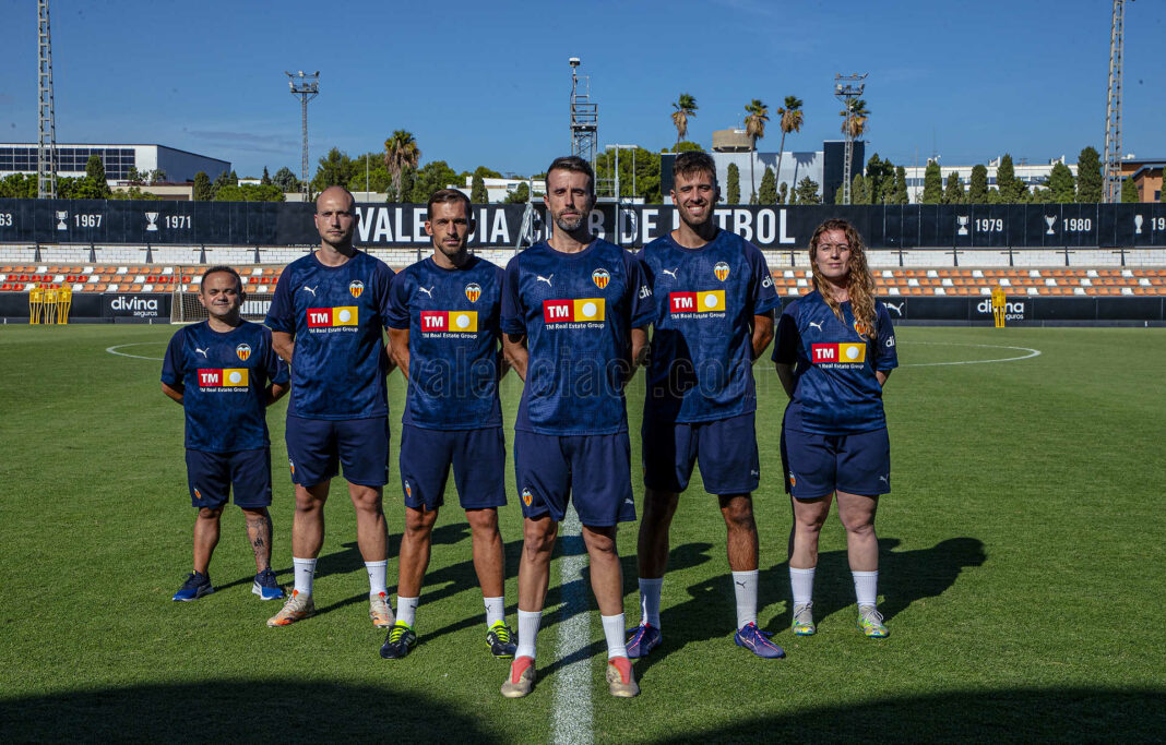 Cuerpo técnico Juvenil B del Valencia CF