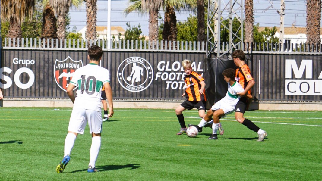 Tres equipos invictos e imbatidos en cabeza de la Autonòmica Infantil