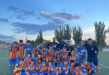 El Valencia CF es queda sol al capdavant de l'Autonòmica Infantil Valencia CF se queda solo en cabeza de la Autonòmica Infantil