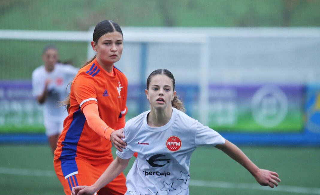 Seleccio_sub16_madrid La Selecció Valenta sub16 comienza con traspiés ante Madrid