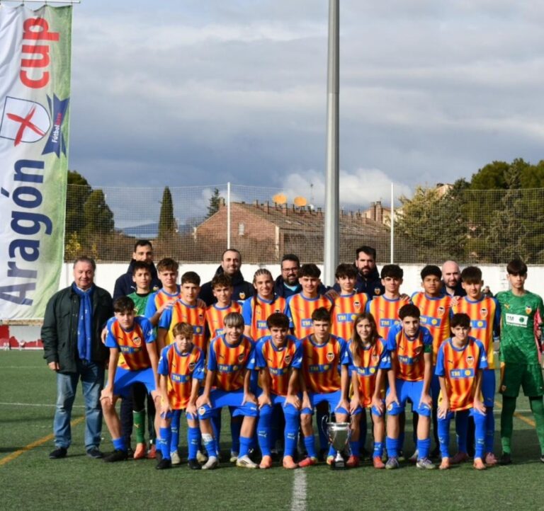 El Infantil A del Valencia, de nuevo campeón en la Aragón Cup