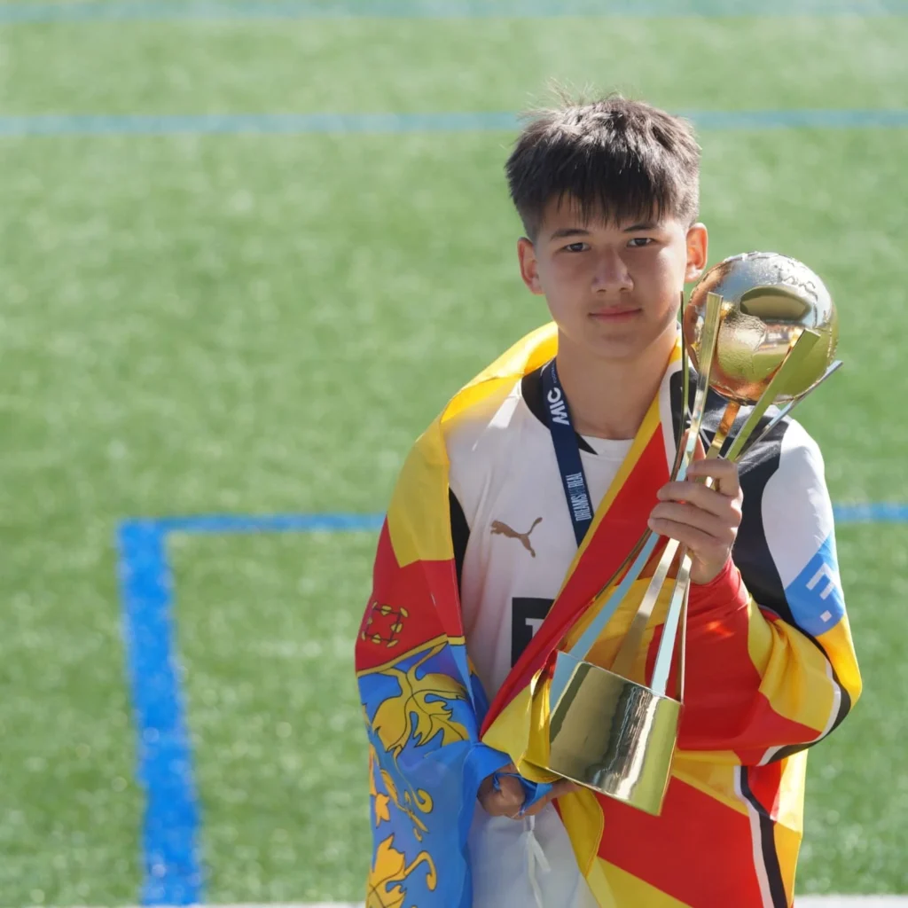 Gabi Orazaly Valencia CF