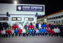 Primera jornada de exclusiva de fútbol valenta en el programa Escoles VCF Primera jornada de exclusiva de fútbol valenta en el programa Escoles VCF