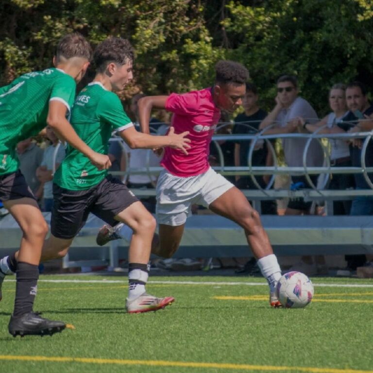 El At. Cabañal se consolida como escaparate de las canteras profesionales