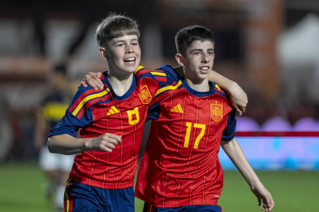 Victoria del combinado español ante el Resto del mundo en la inauguración del I Mundial sub12