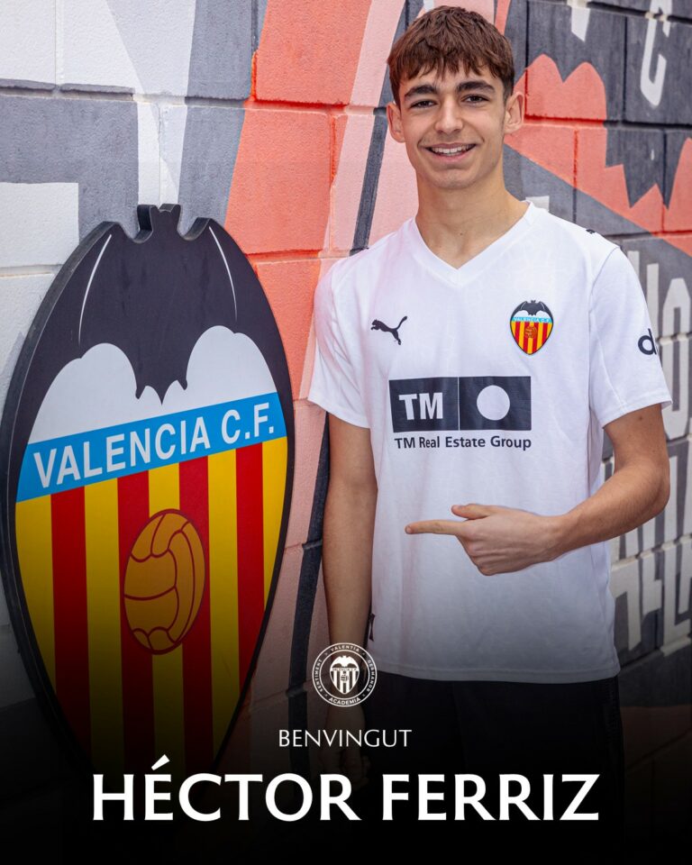 Héctor Ferriz del CDEB Ontinyent se incorpora al Valencia CF