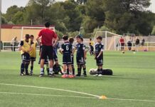 Mucho más que entrenar: lo que rodea una tarde de fútbol 8 en el At Moncadense Mucho más que entrenar: lo que rodea una tarde de fútbol 8 en el At. Moncadense