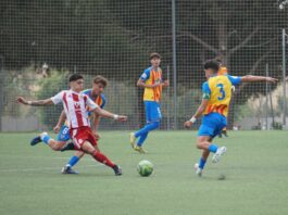 El Juvenil del At Moncadense celebra la permanencia en Liga Nacional en su estreno histórico