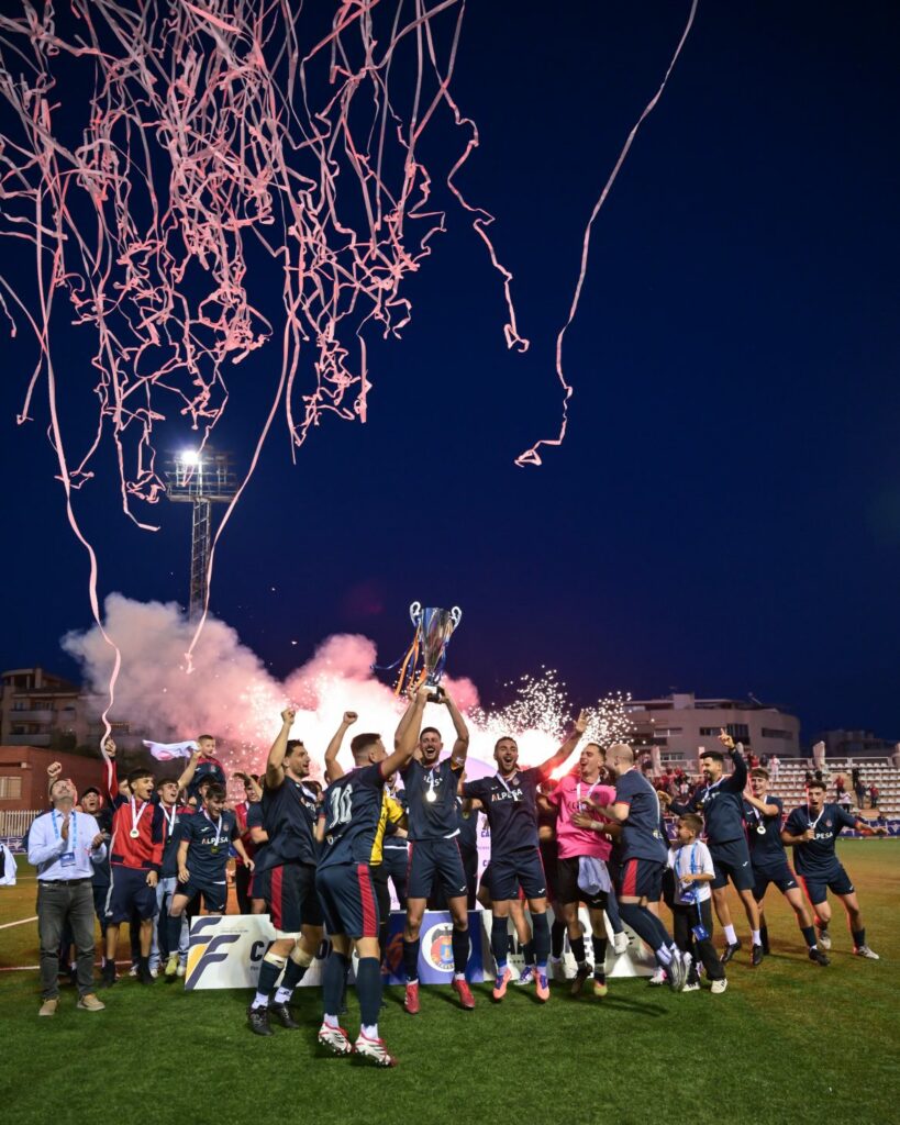 UE Tavernes de la Valldigna, campe&oacute;n de la V La Nostra Copa