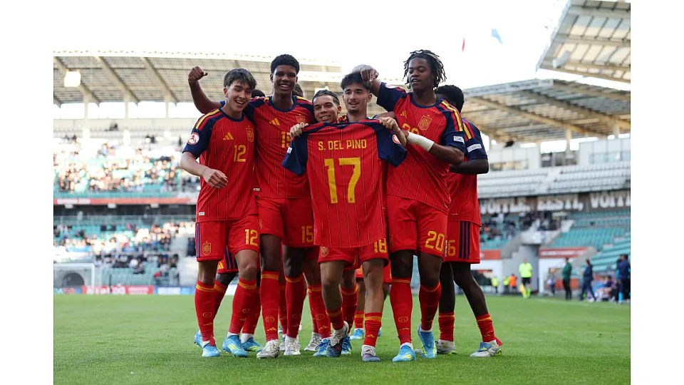 España comienza con victoria en la Euro sub17